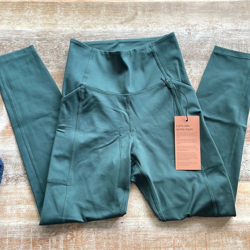 Compressive Pocket Legging